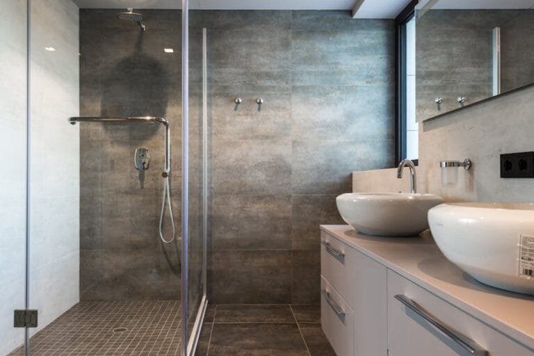 Reforma de baños en Llíria: guía completa para tu hogar