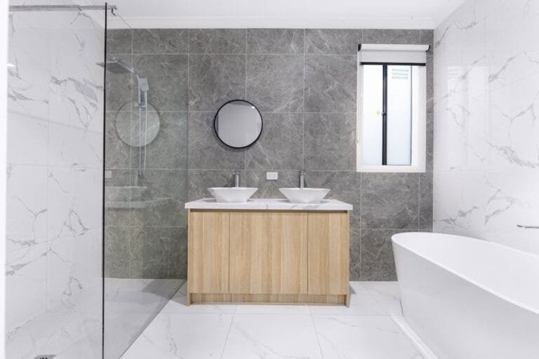 Reformas de Baños Pequeños en Riba-roja de Túria | Espacio y Luz