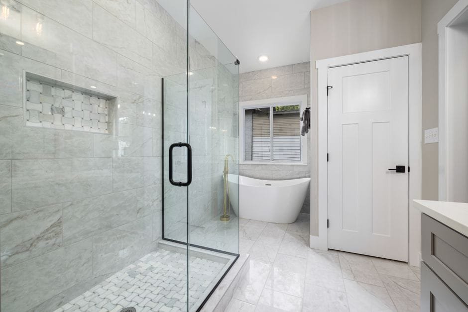 Adaptar baño para mayores sin reforma integral