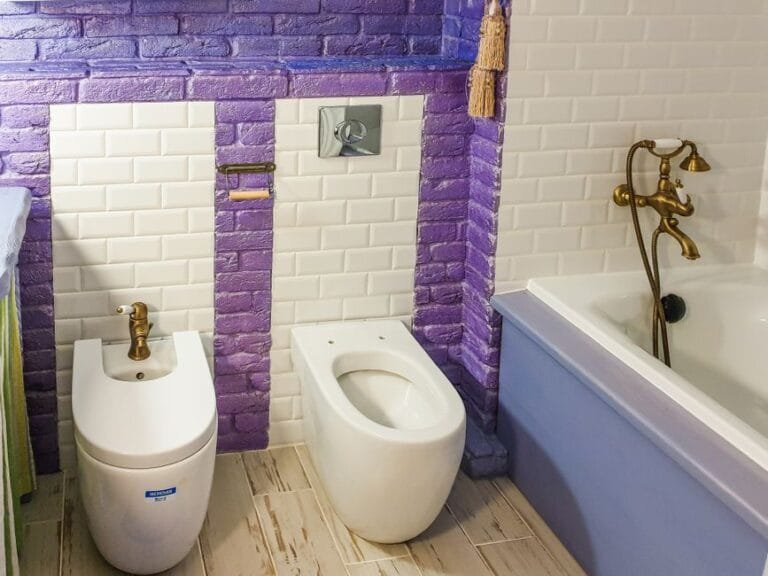 Baños Modernos con Duchas a Ras de Suelo en Manises