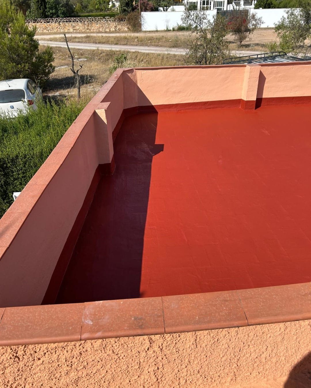 Terraza impermeabilizada con acabado uniforme en Llíria